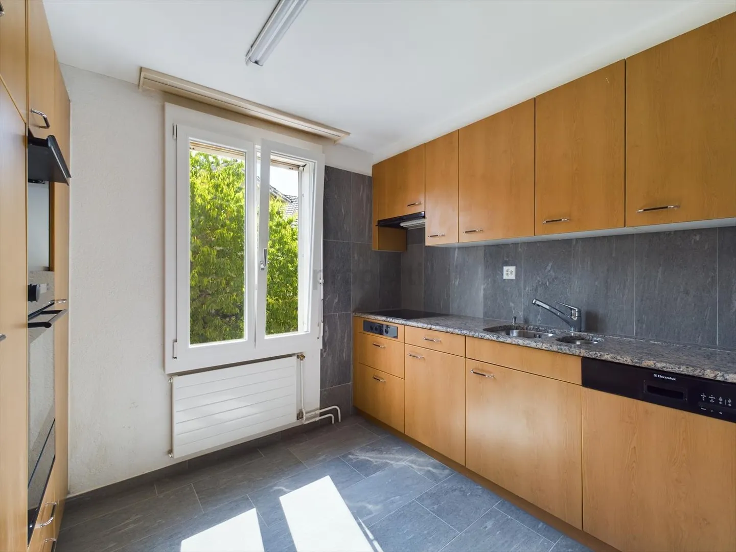 Appartement 2 pièces rénové à St. Gallen - Photo 2 sur 5