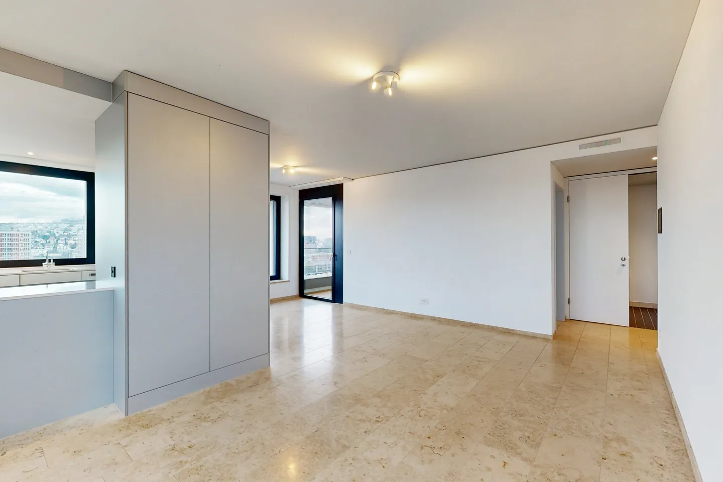 Modernes Apartment in urbaner Umgebung - Foto 3 von 9