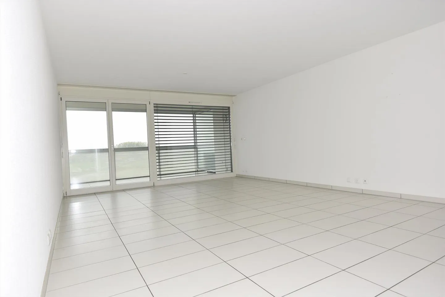 Bright apartment located in a quiet area - Photo 5 of 6