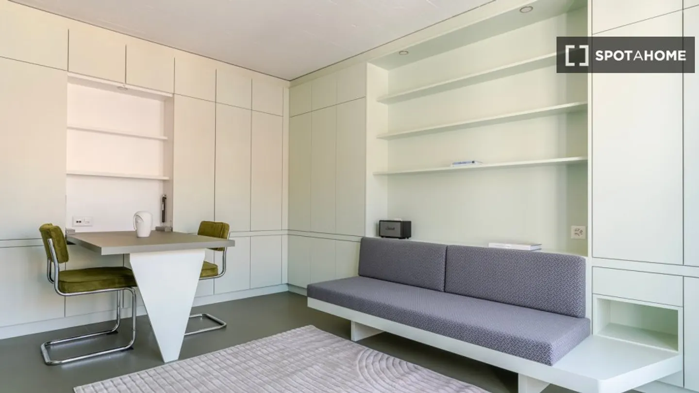 Charmante Wohnung in Zürich - Foto 2 von 11