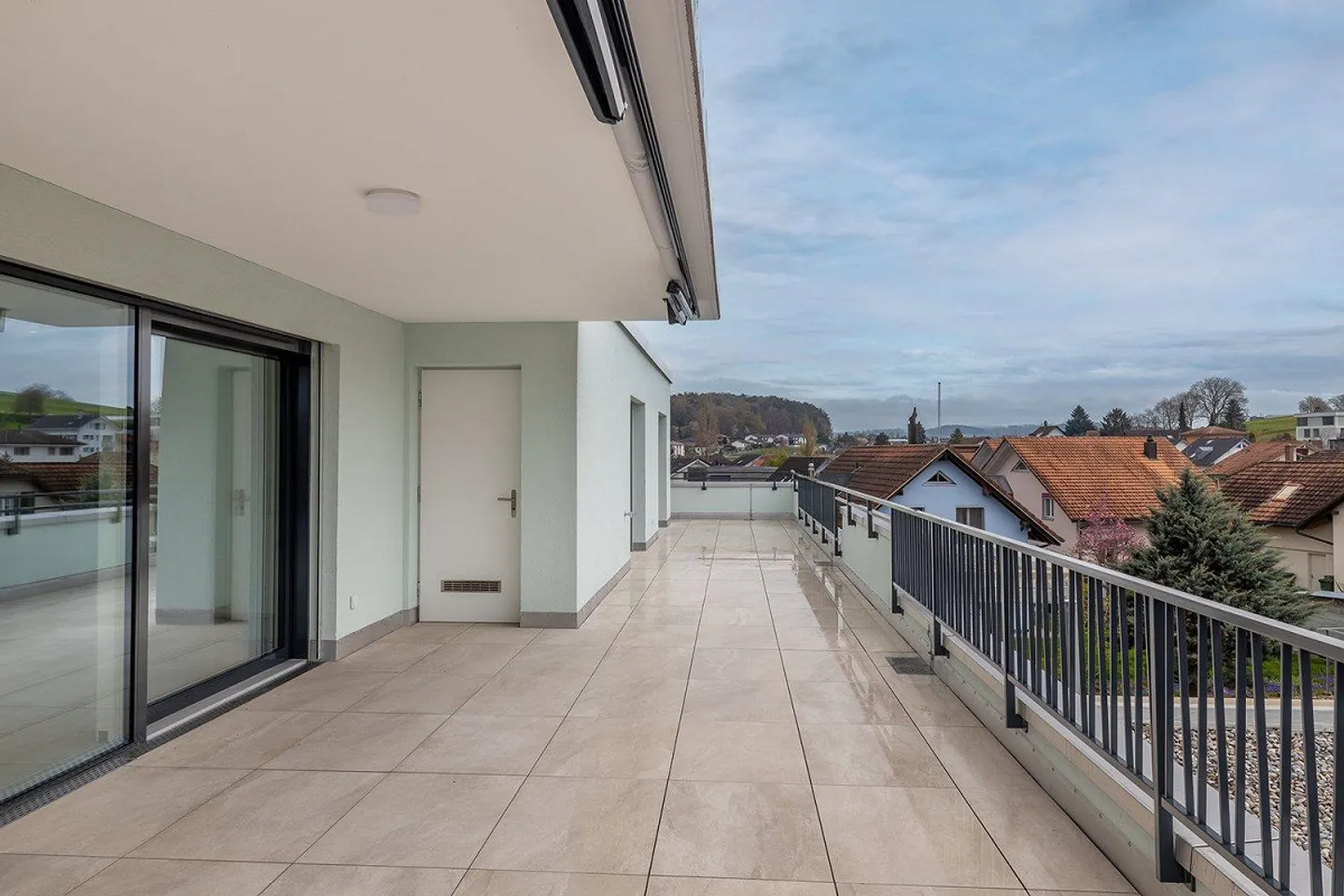 Penthouse apartment with terrace oasis and modern living concept - Photo 13 of 13