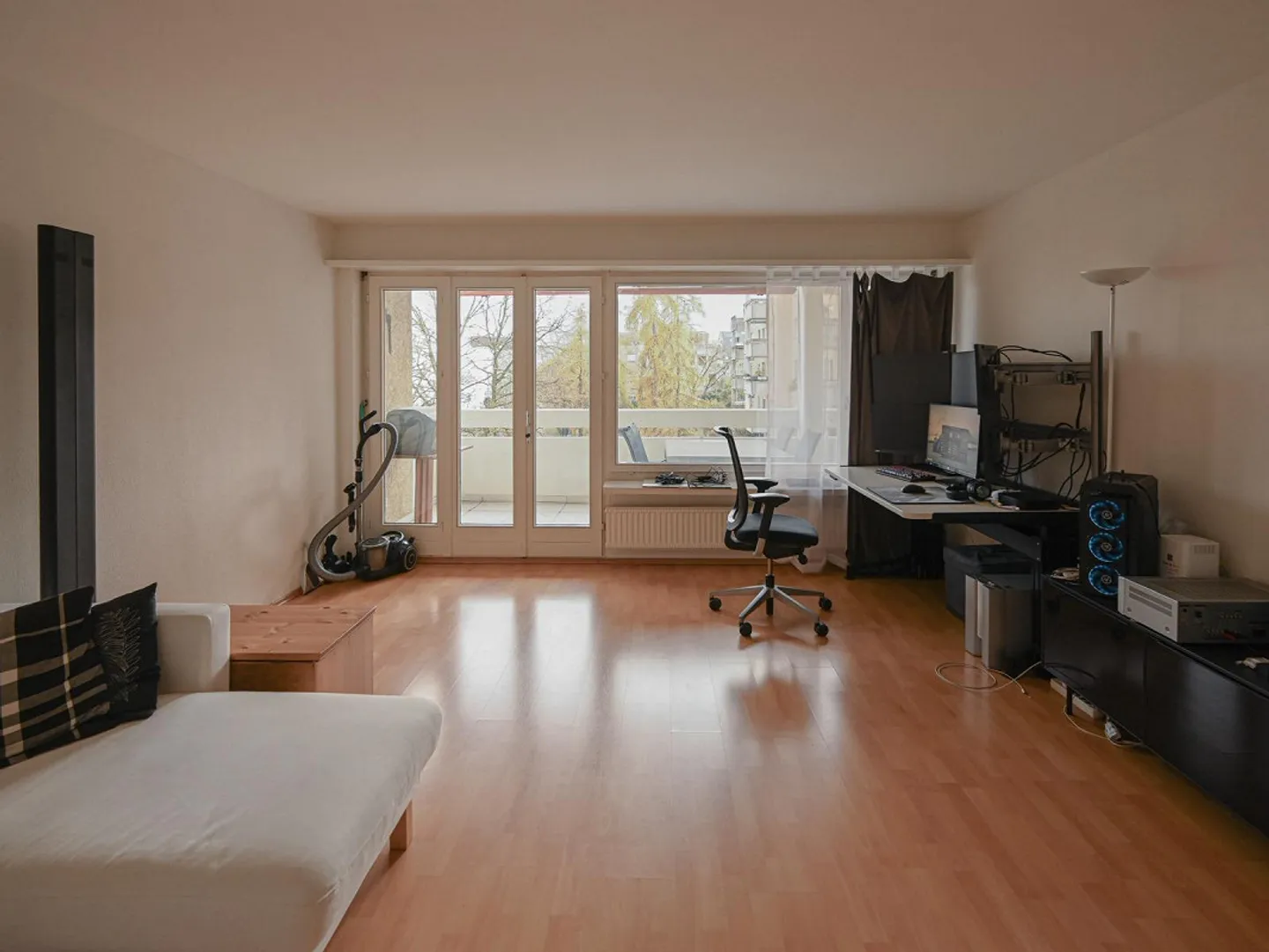 Vivre près de la ville – La vie dans le vert | Appartement 2.5 pièces à Zurich-Albisrieden - Photo 3 sur 9