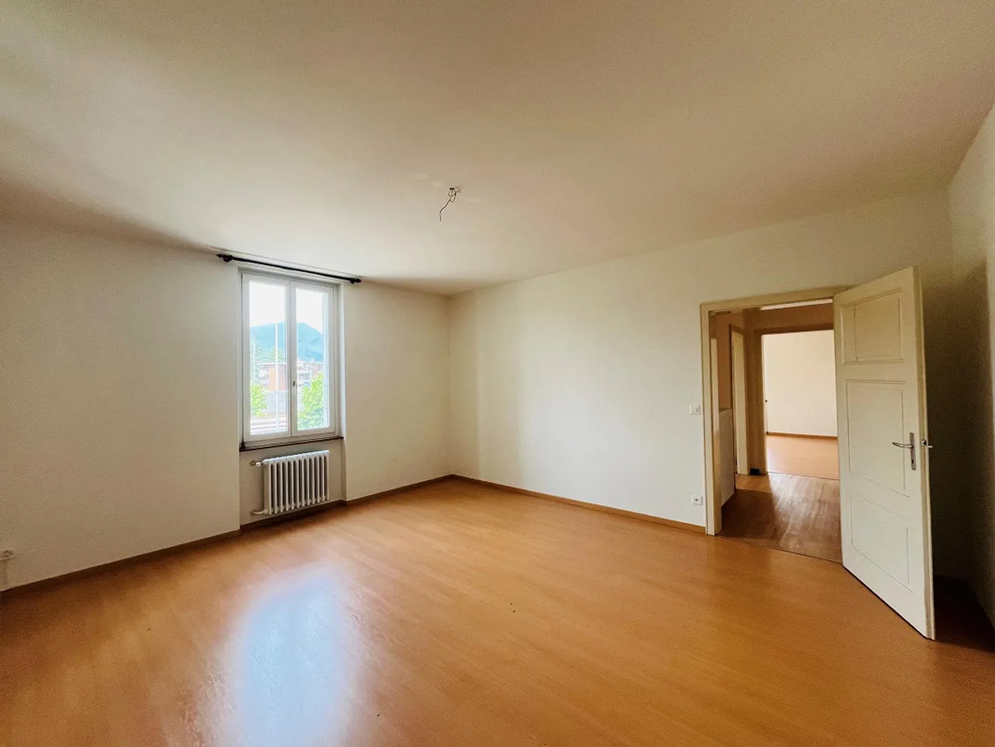 OFFICE IN CENTRAL LOCATION - Photo 4 of 7