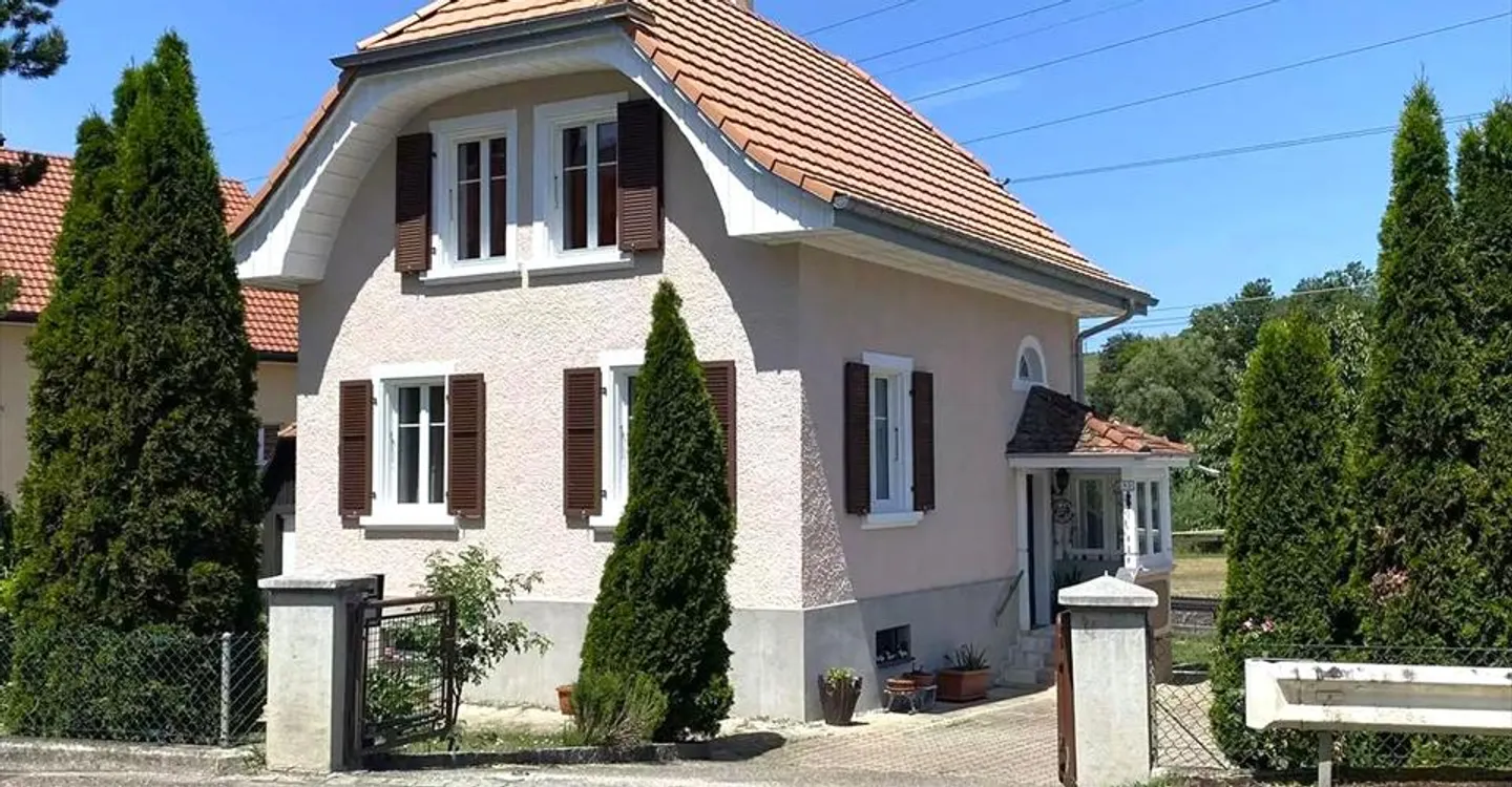 Casa 5.5 stanze - Foto 1 di 25