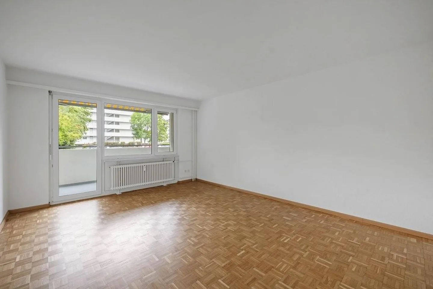 Petit appartement avec une vue magnifique dans un bon emplacement dans le quartier de Fraumatt - Photo 2 sur 6