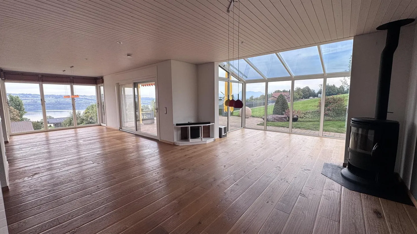 Unique Single-Family Home with Dreamlike View - Photo 2 of 12