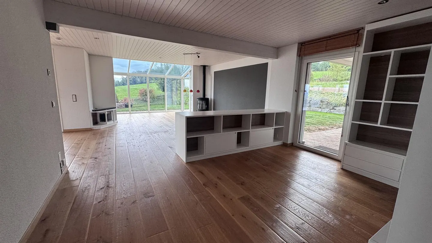Unique Single-Family Home with Dreamlike View - Photo 5 of 12
