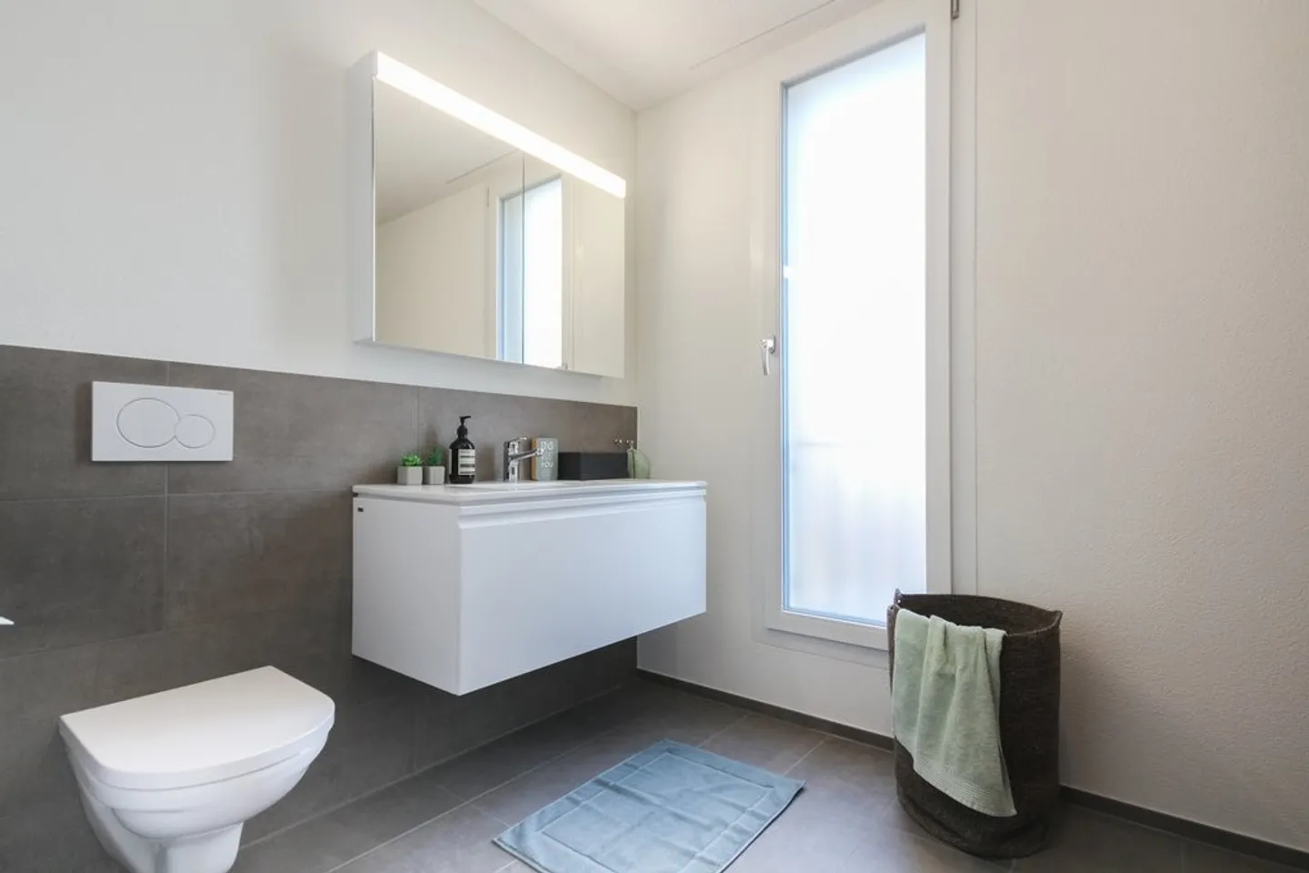 Top moderne 5.5 Zimmer Wohnung - Foto 10 von 11