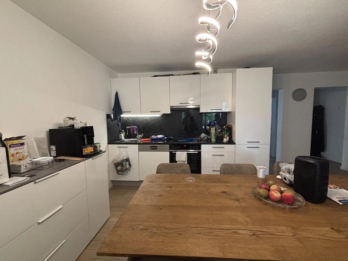 Helle und moderne 3,5-Zimmer-Wohnung in Nidau - Foto 1 von 8