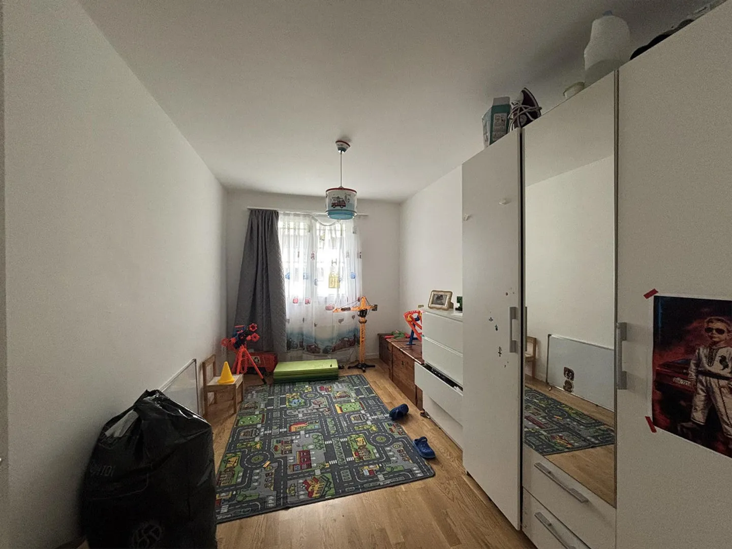 Helle und moderne 3,5-Zimmer-Wohnung in Nidau - Foto 3 von 8