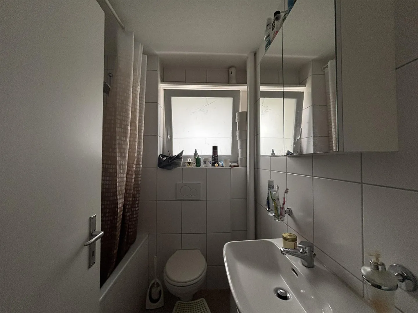 Helle und moderne 3,5-Zimmer-Wohnung in Nidau - Foto 5 von 8