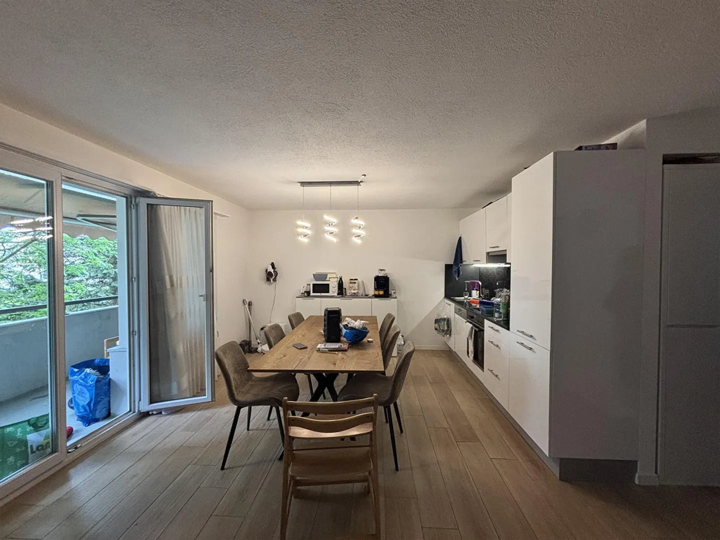 Helle und moderne 3,5-Zimmer-Wohnung in Nidau - Foto 6 von 8