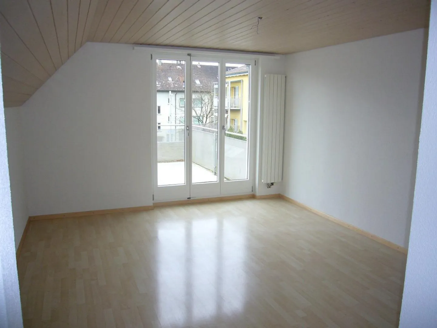 Well-kept 4.5-room apartment in Bern-Bethlehem - ideal for a shared flat! - Photo 3 of 11