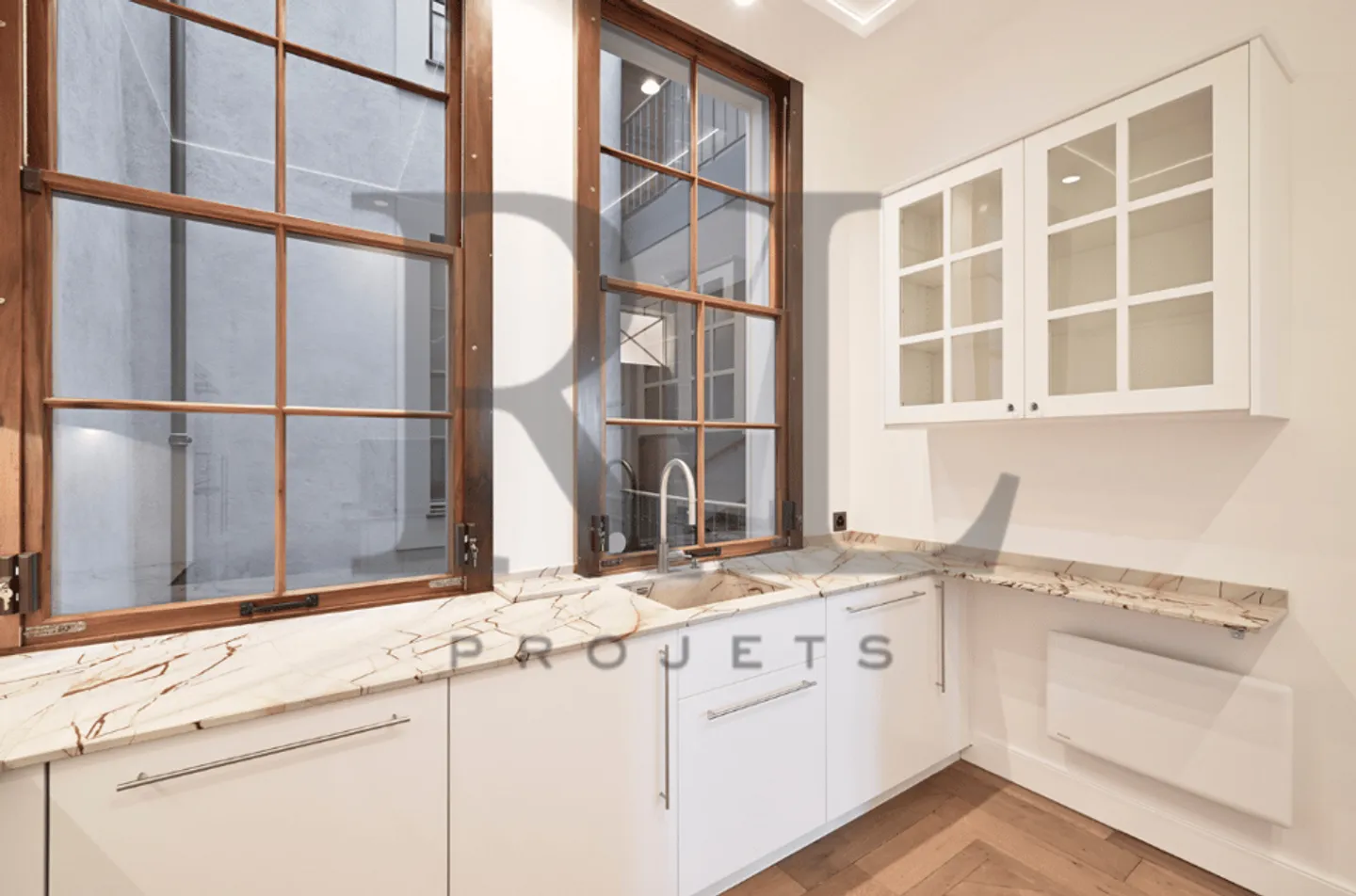 Magnificent apartment for rent in Geneva's Old Town - Photo 10 of 13