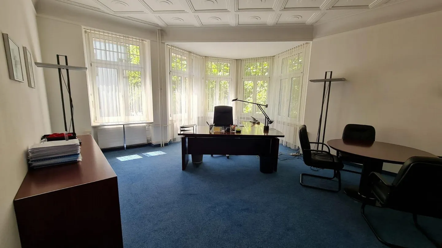 Representative office space in prime location in Zurich-Enge - Photo 2 of 13