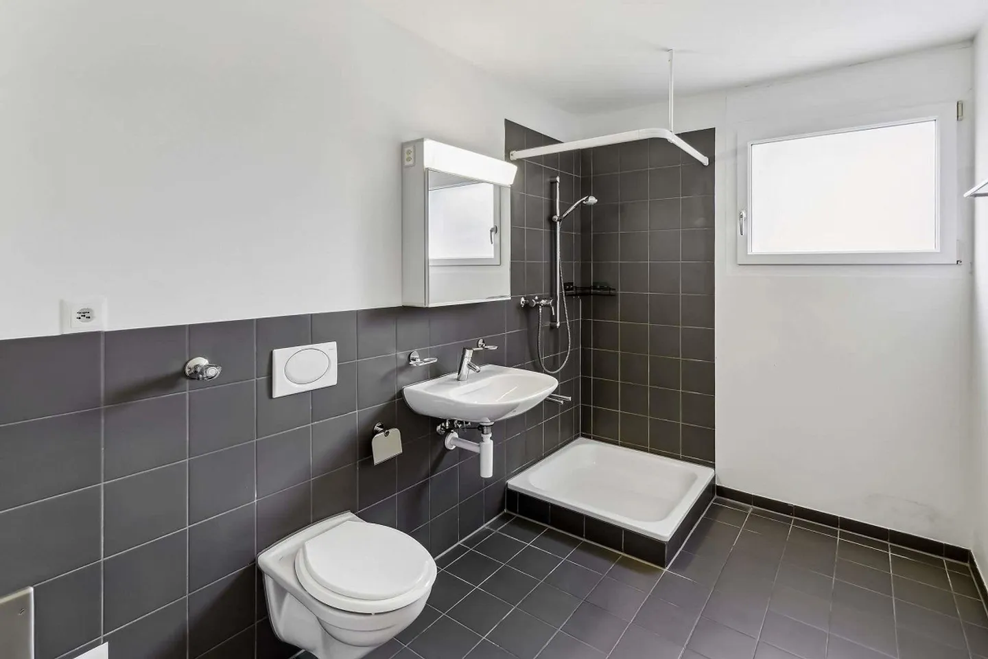 Quality of Life on the Rhine - Condominium with Garden Area in Dachsen - Photo 7 of 13