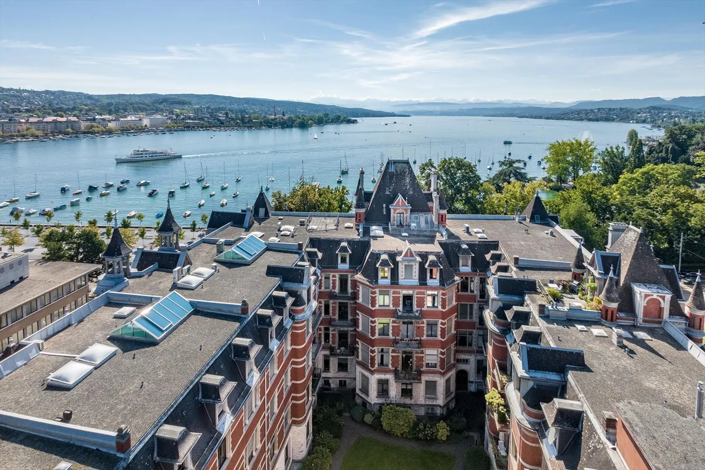 Spazio ufficio attraente nel Castello Rosso - Foto 2 di 13