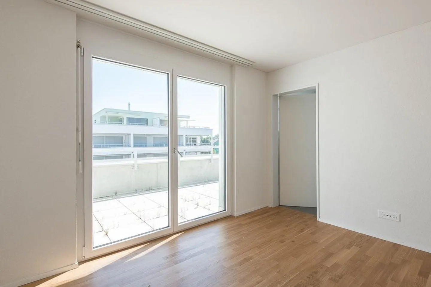 Modernes Attikawohnung mit Wellness - Foto 4 von 12