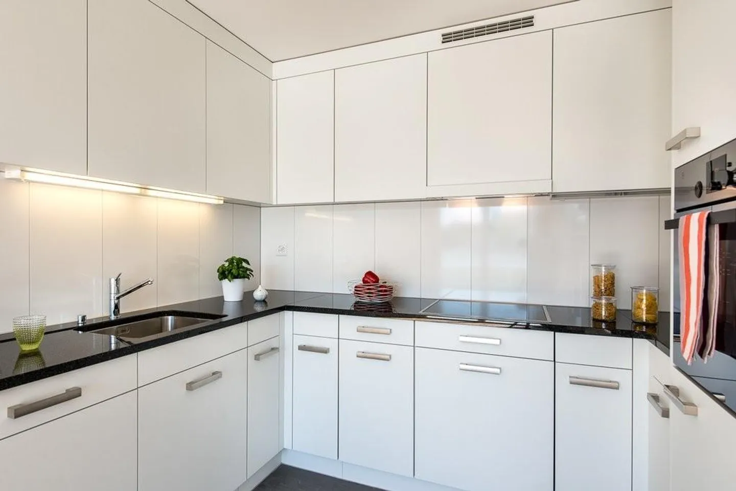 Modernes Attikawohnung mit Wellness - Foto 5 von 12