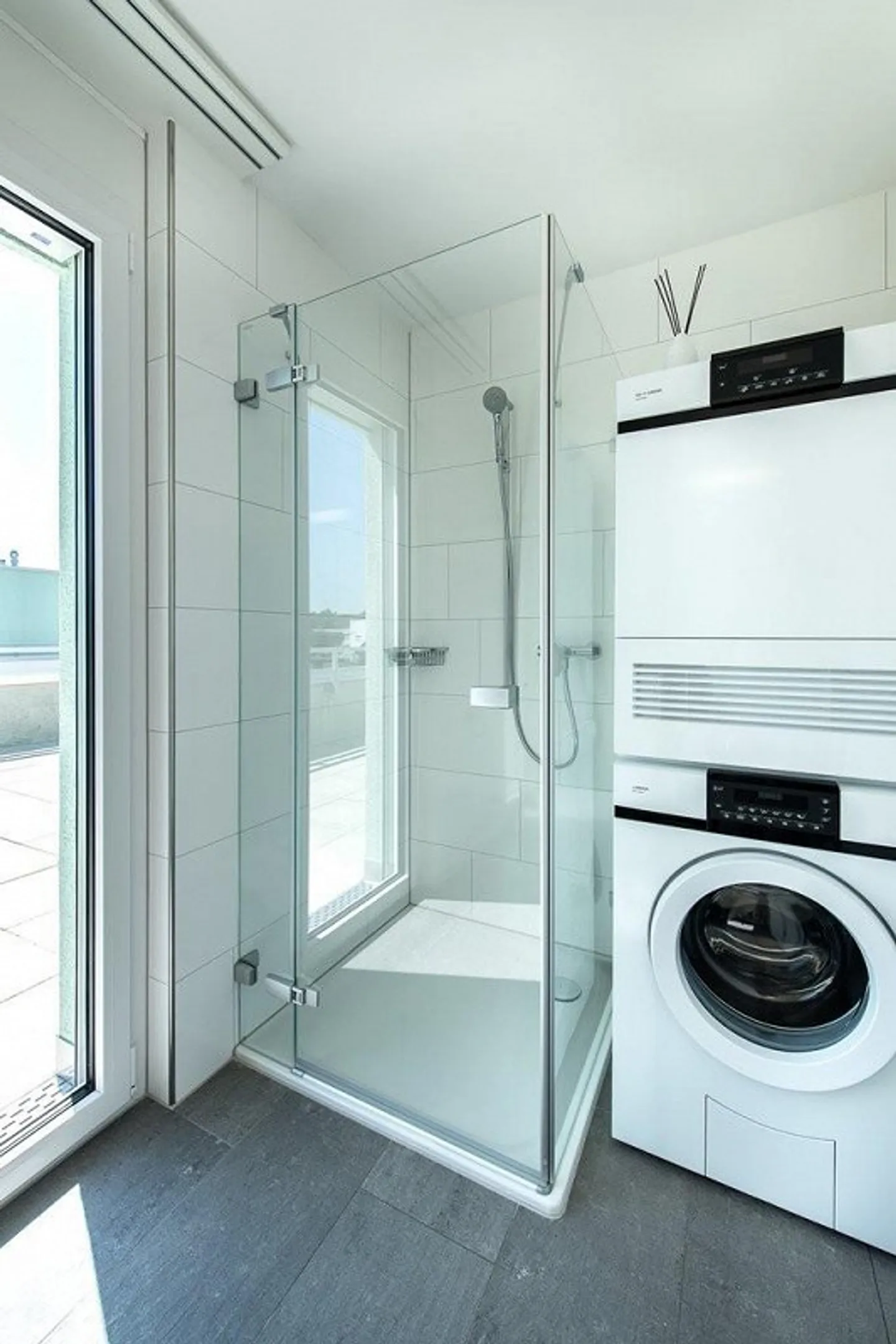 Modernes Attikawohnung mit Wellness - Foto 7 von 12