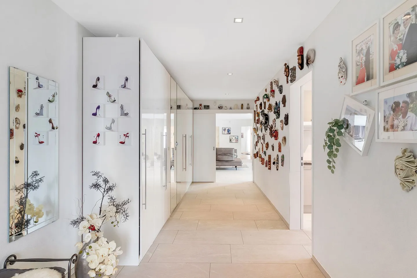 Luxurious Garden Apartment with all Extras! - Photo 2 of 20