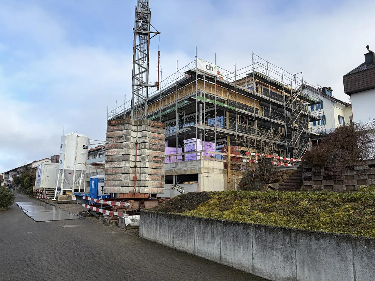 Première location appartement mansardé de 4.5 pièces à Niederrohrdorf - Photo 4 sur 4