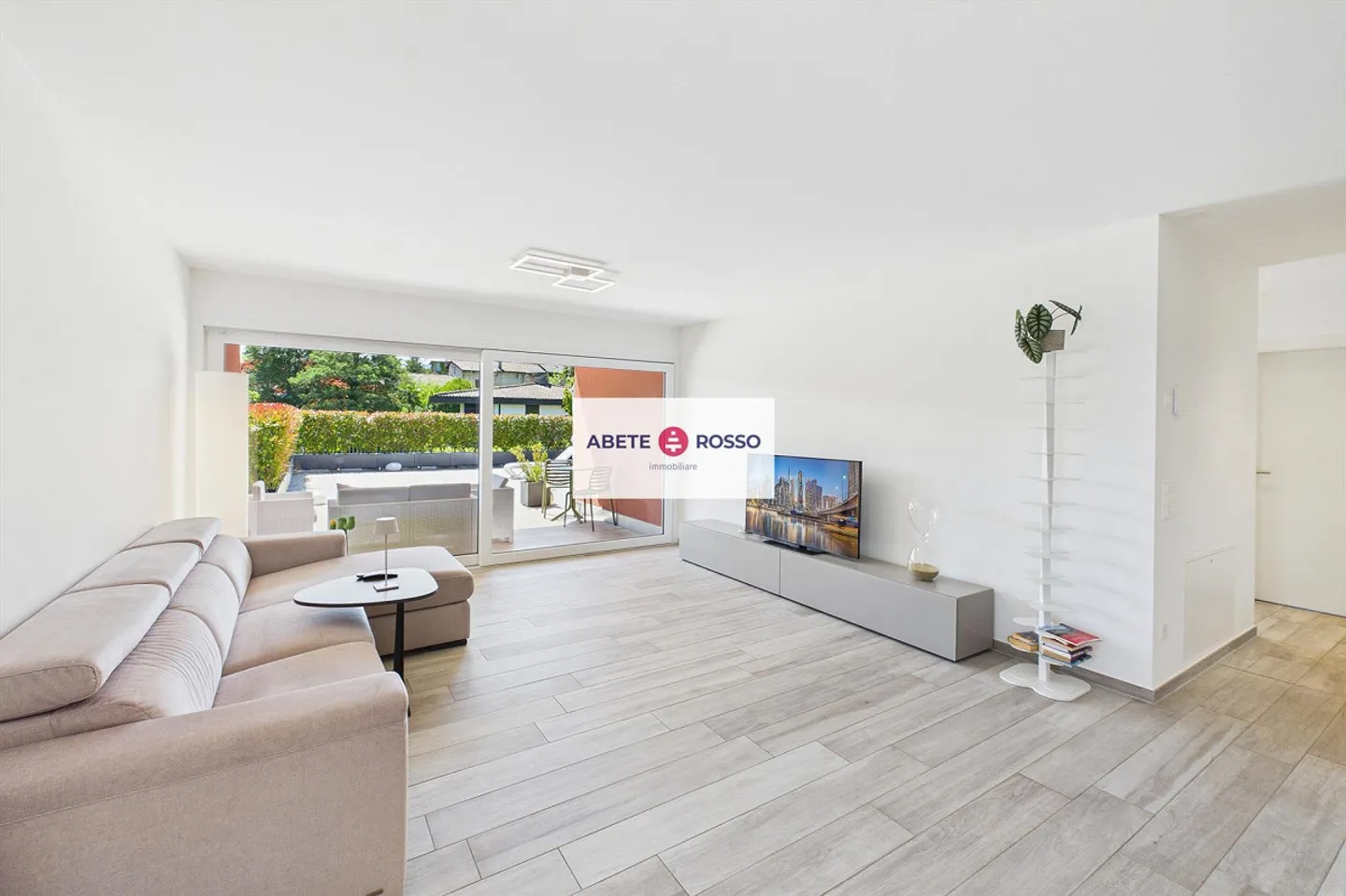 Stupendo attico con 4,5 stanze, grande terrazza e comfort moderni. - Foto 10 di 29