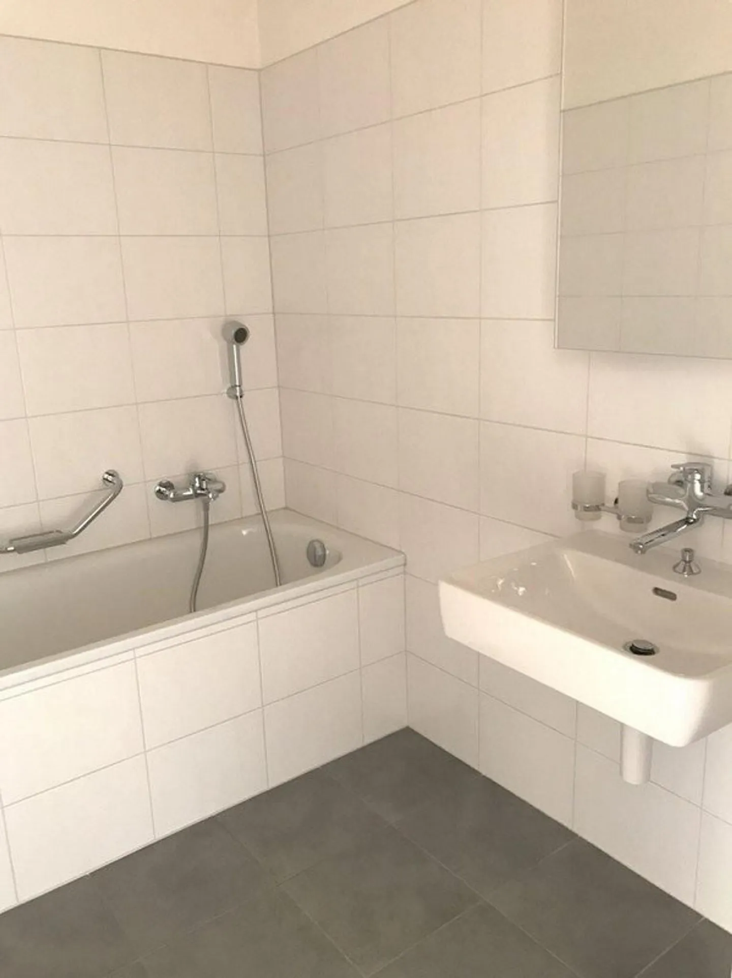 Incantevole appartamento di 3,5 locali con bella vista libera! - Foto 5 di 9