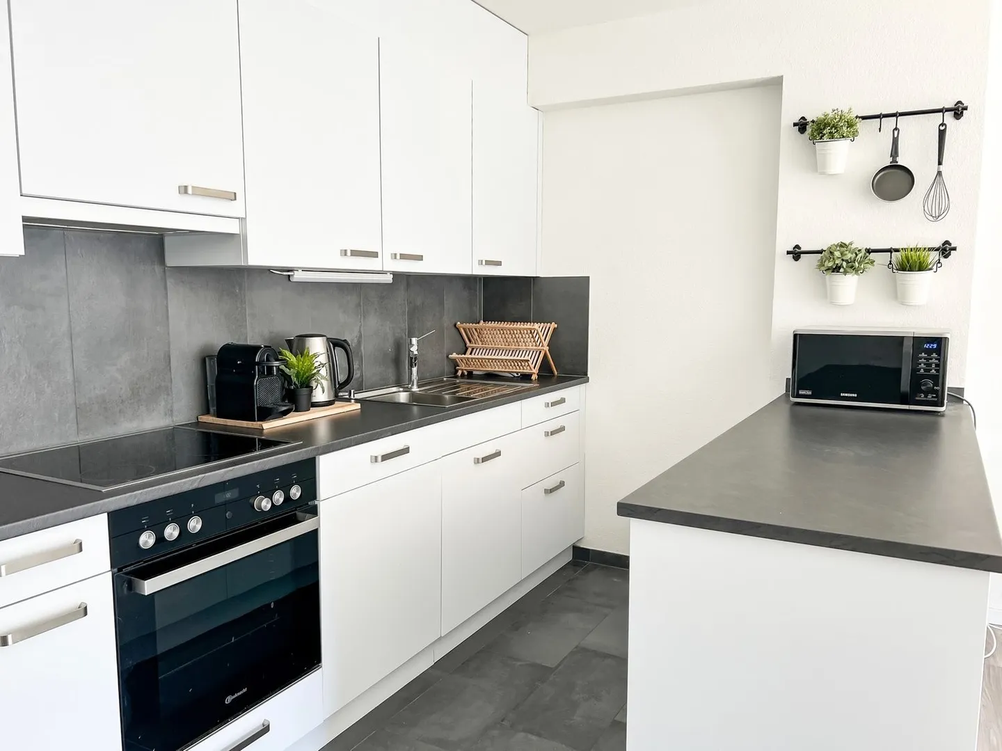 Grosszügige Wohnung an Zentraler Lage - Foto 2 von 9