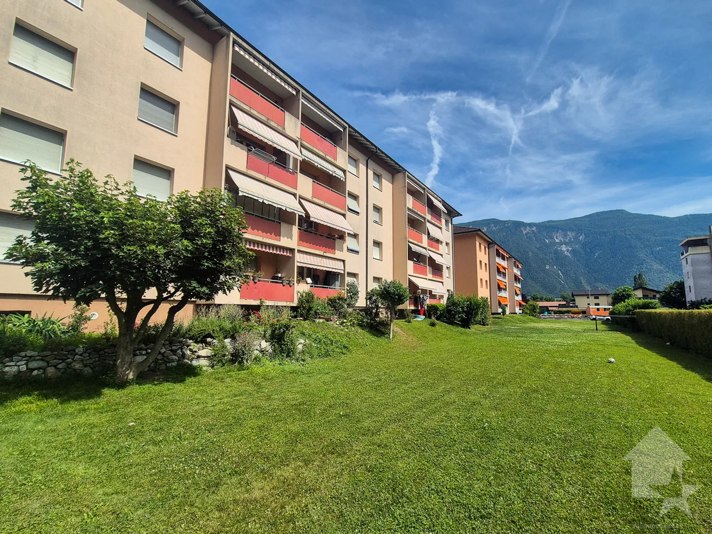 Appartement de 3,5 pièces avec jardin en copropriété - Photo 1 sur 10