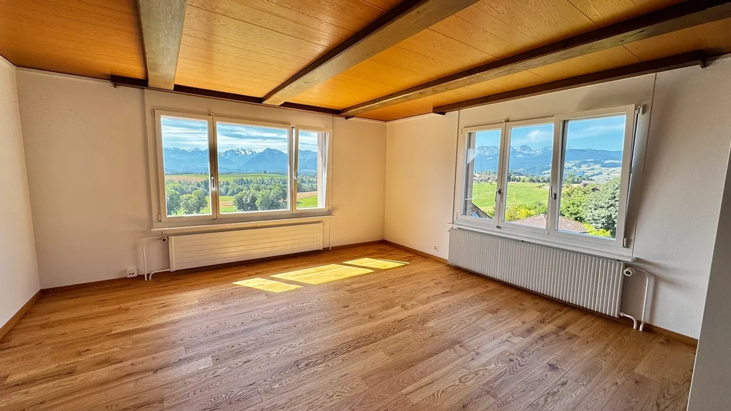 Apartment for rent - Photo 4 of 13