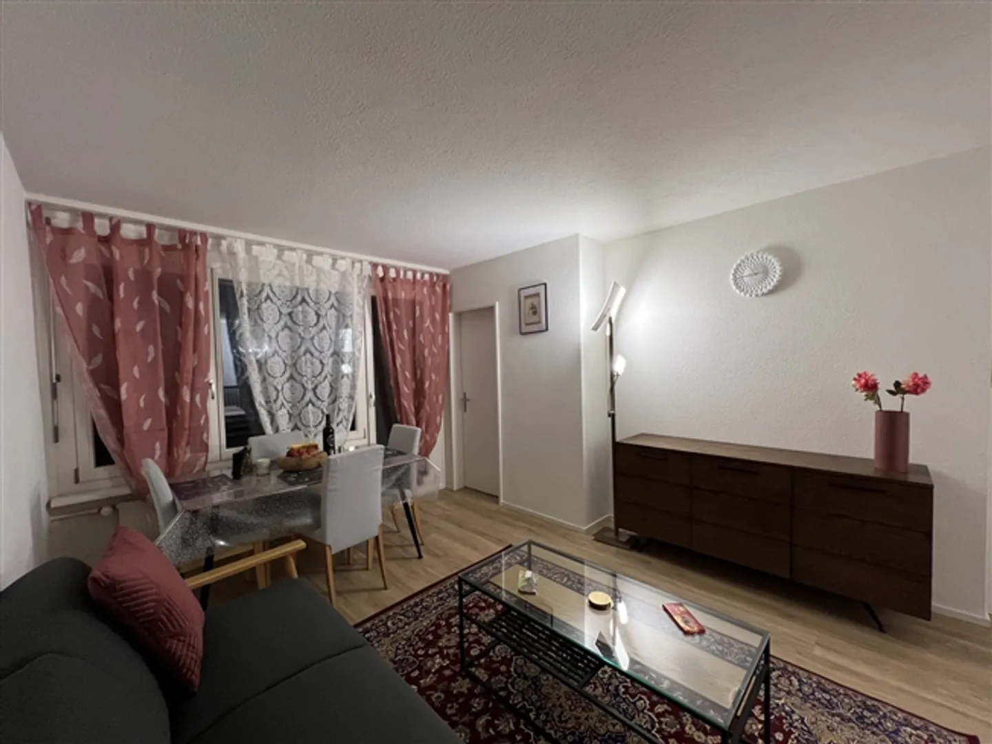 Fully Furnished Apartment City Connect Apartment 1.5 Rooms Only 1 Minute from Oerlikon Train Station - Photo 5 of 13