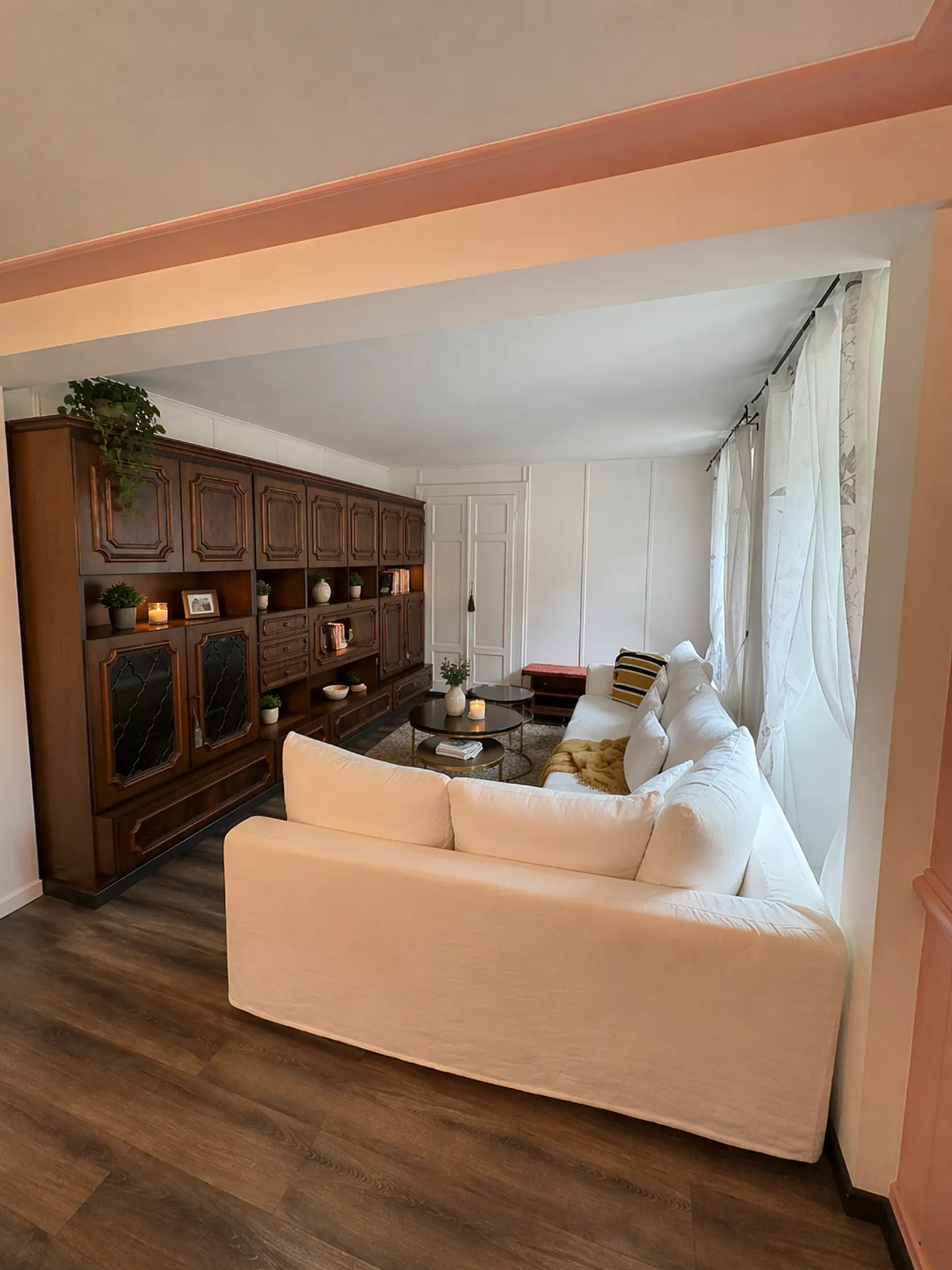 Bellissima casa con giardino e garage ad Arvigo, Calancatal - Foto 1 di 8