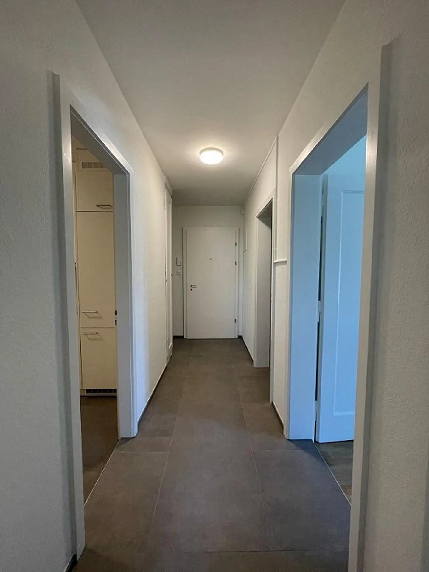 Appartement moderne avec des connexions de transport optimales - Photo 5 sur 7