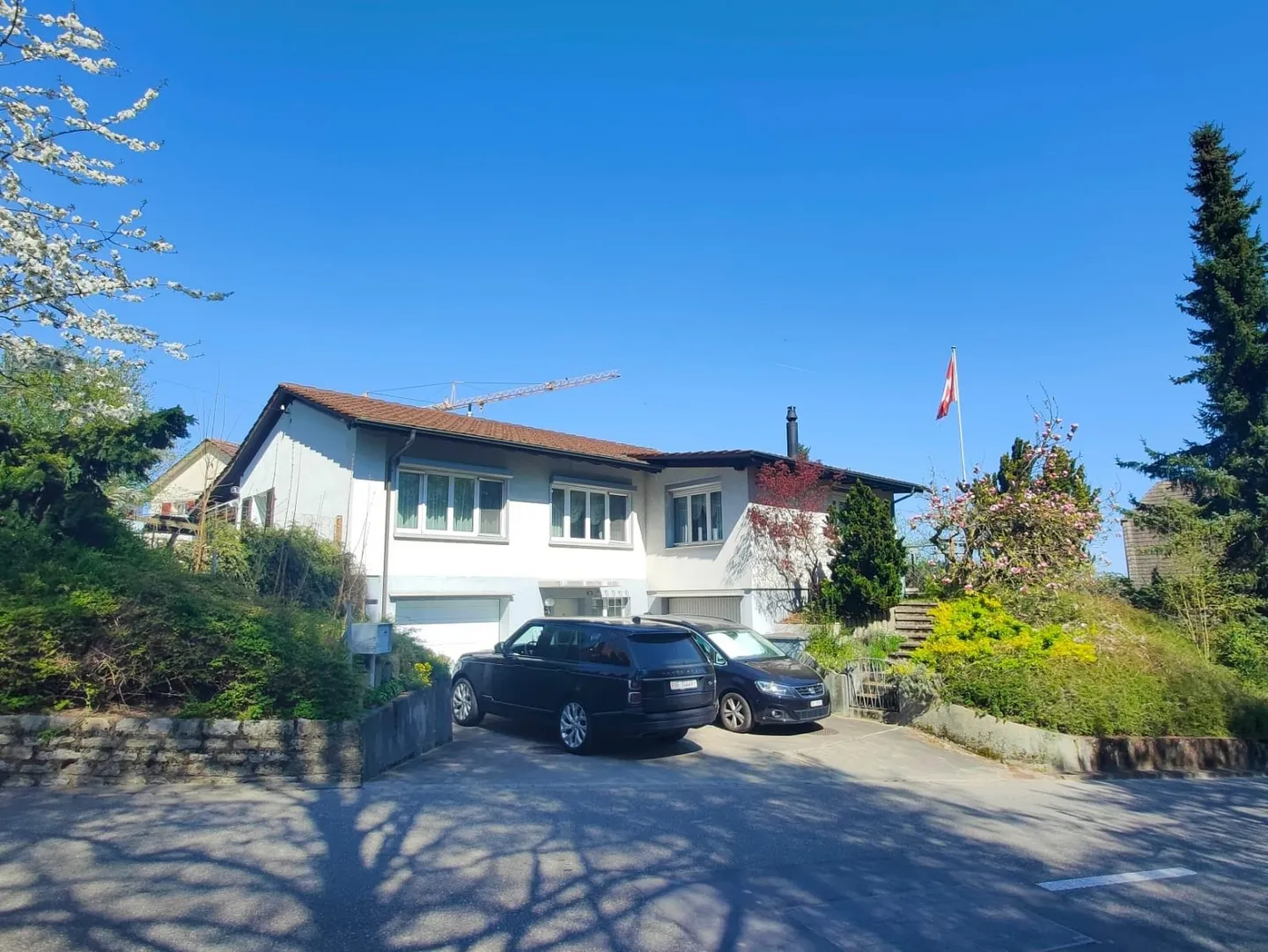 Family-Friendly Living Oasis - Photo 1 of 9