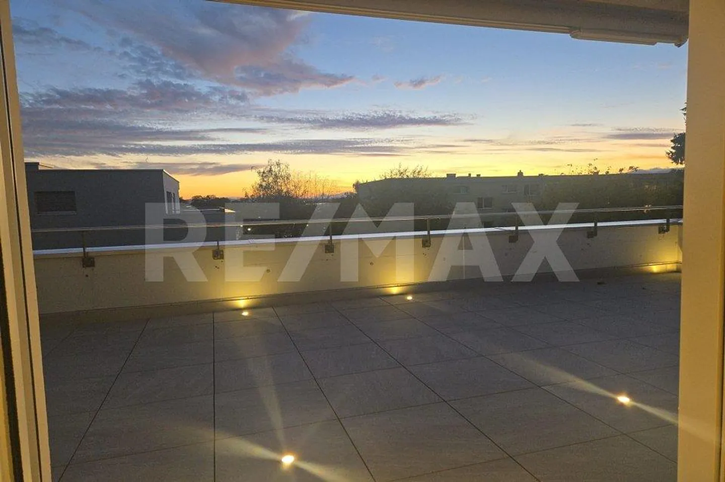 Magnificent furnished penthouse with 2.5 rooms and a 65 m² terrace in Av... - Photo 6 of 13