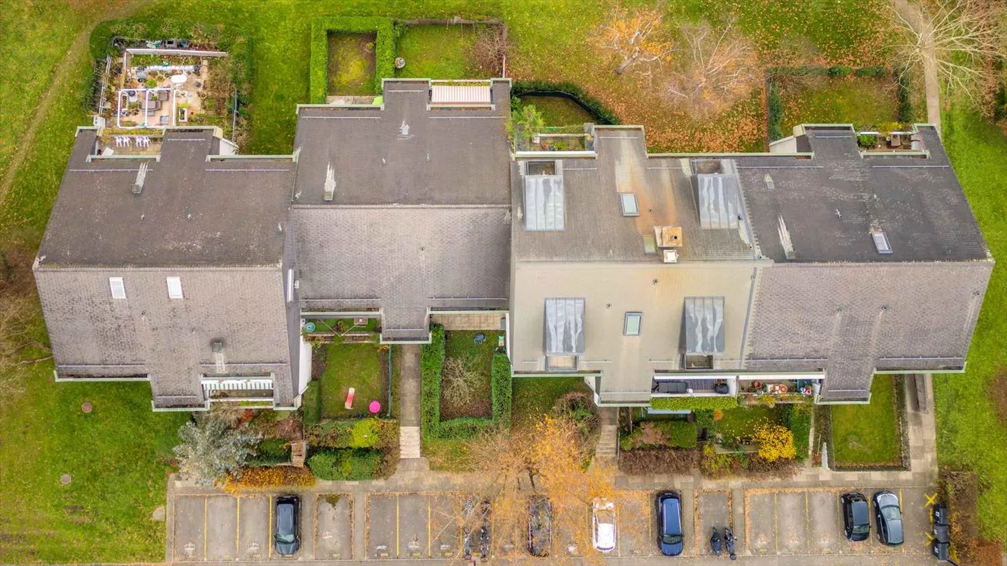 Immeuble de rendement - Photo 2 sur 10