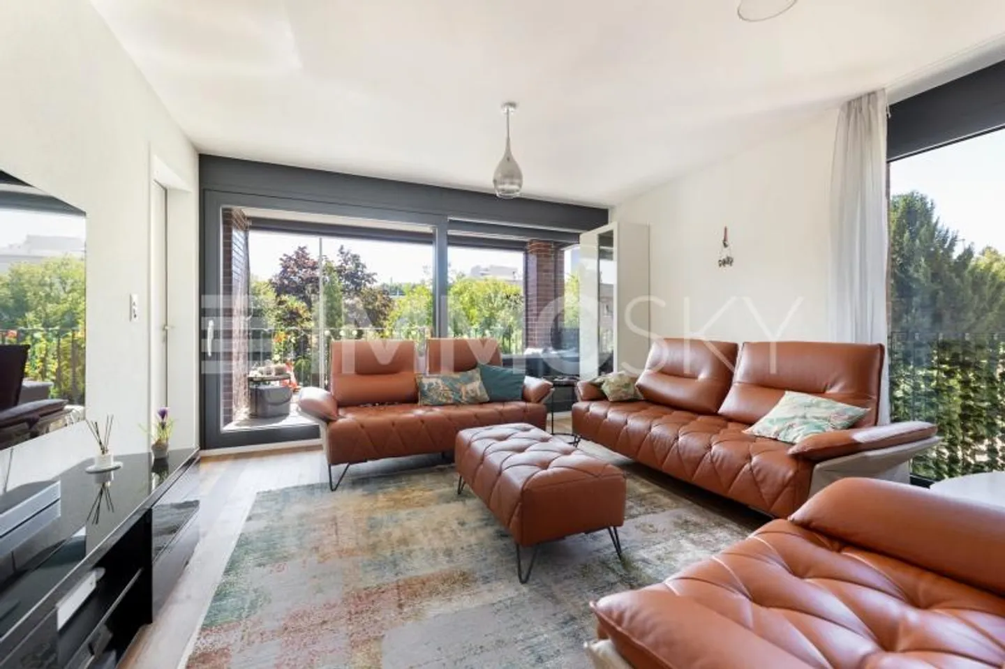 Standard Plus - Moderne et Central avec Salle de Loisirs - Photo 2 sur 8