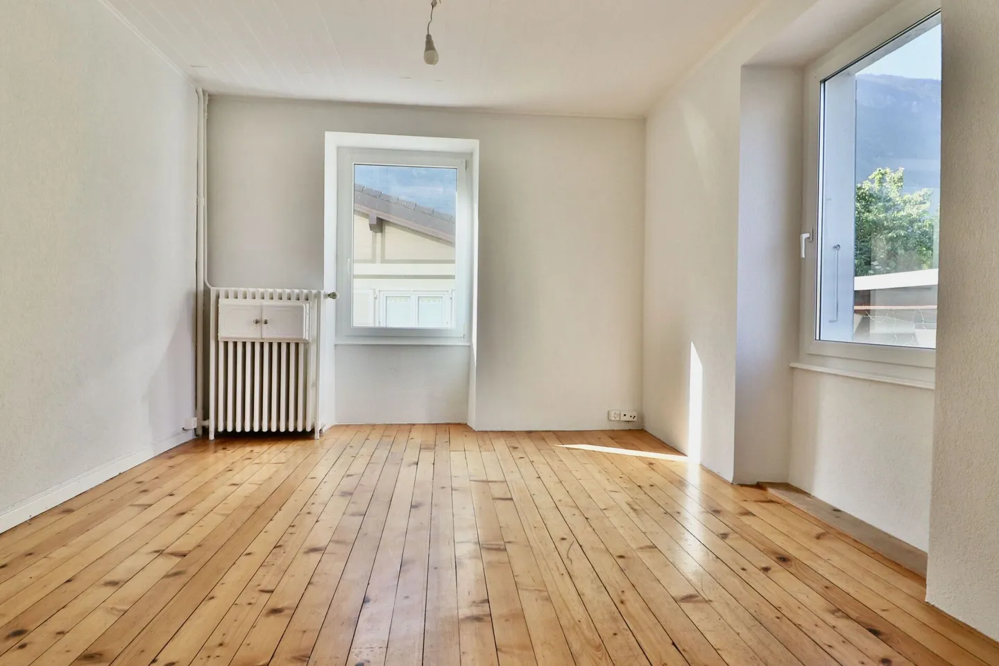 Charrat - Appartement 3.5 pièces rénové dans petite PPE - Photo 6 sur 13