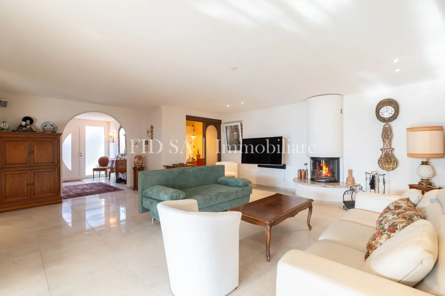 Geräumige Wohnung mit Studio - Foto 4 von 11