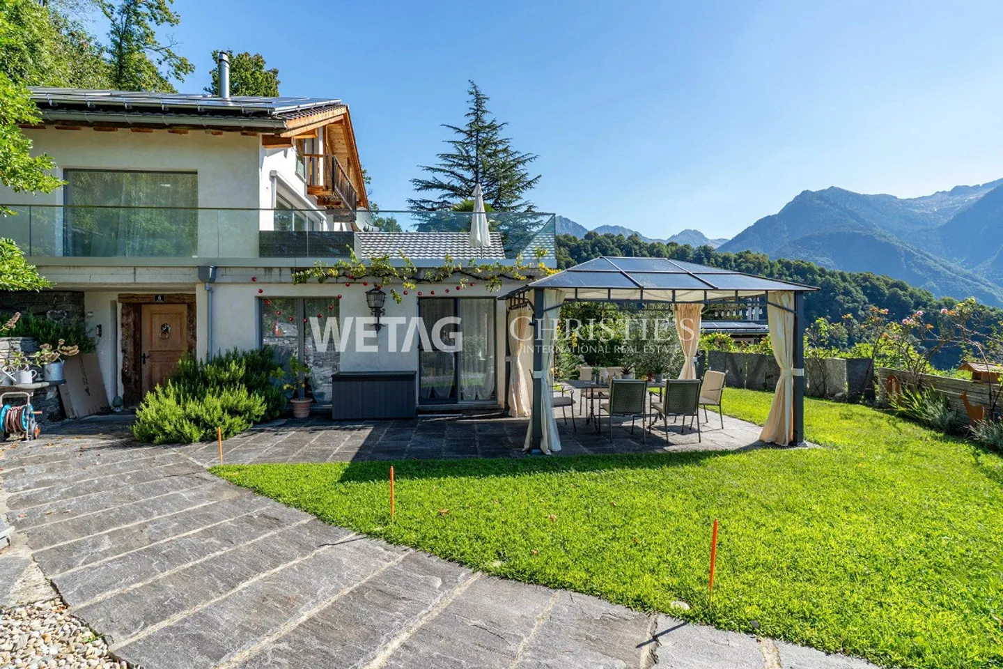 Esclusiva villa ad alta efficienza energetica in vendita a Castaneda, Grigioni italiano - Foto 2 di 13