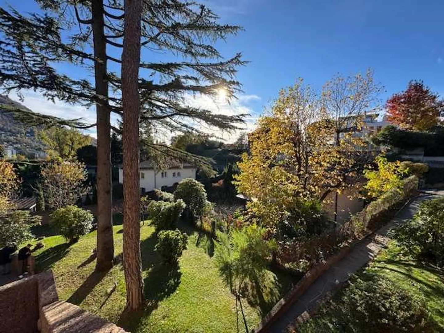 Appartement exclusif d'une chambre à Lugano avec vue sur le lac à vendre - Photo 1 sur 2