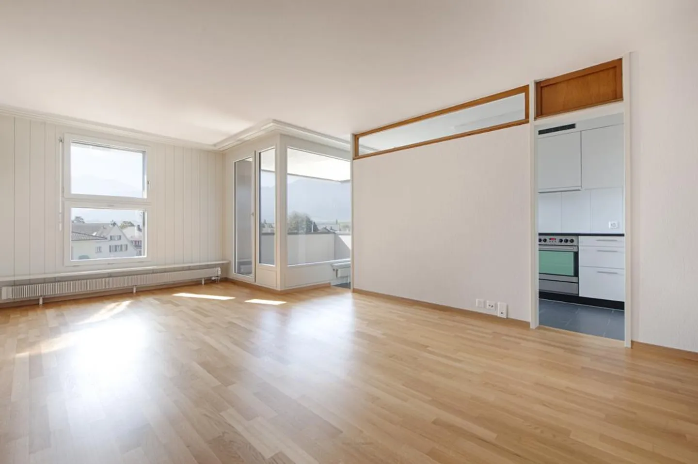 Geräumige Wohnung mit Bergblick - Foto 4 von 8