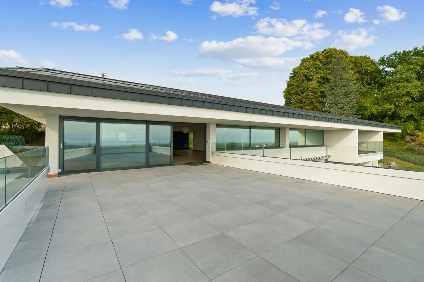 Villa de Luxe avec Vue sur le Lac - Photo 14 sur 15