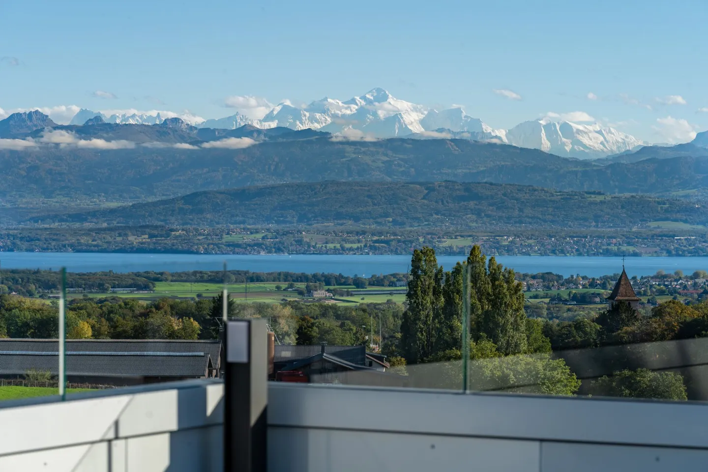 Villa de Luxe avec Vue sur le Lac - Photo 15 sur 15