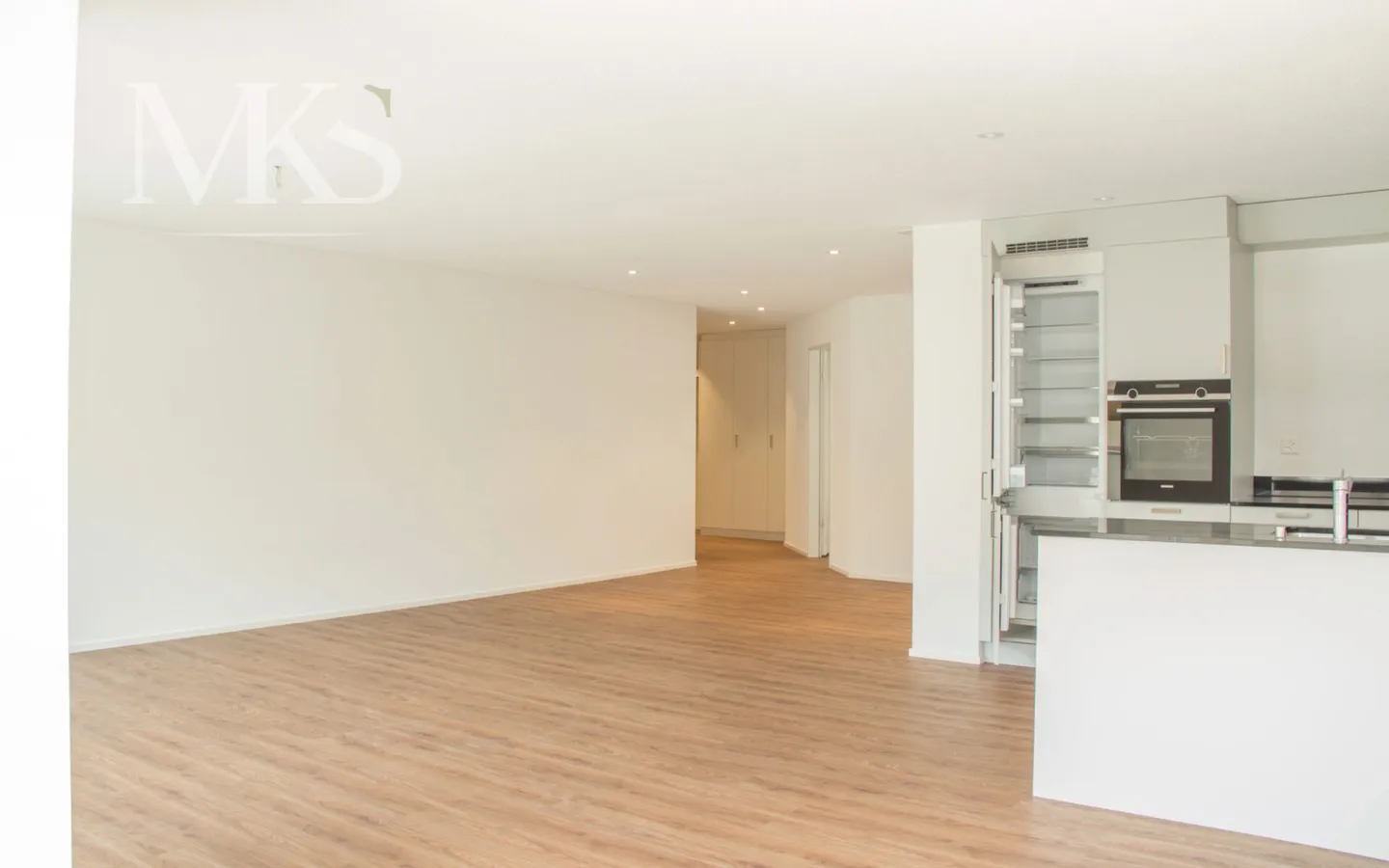 Ampio appartamento di 4,5 locali a Naters (133 m2) - Foto 4 di 14