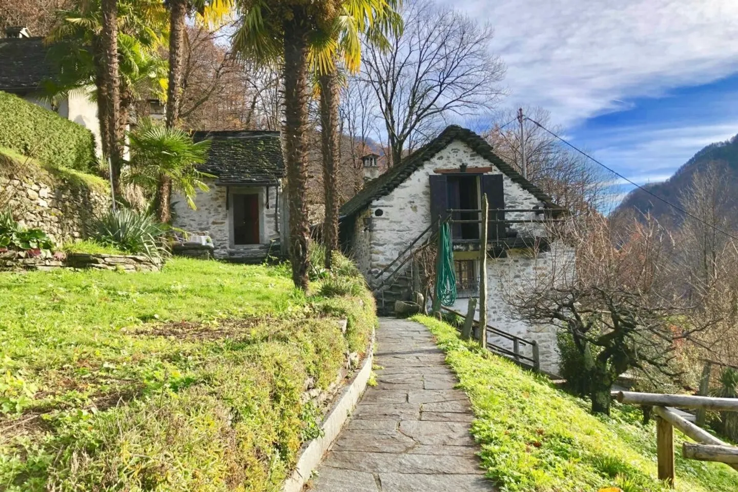 Accogliente casa di campagna con un magnifico terreno in posizione soleggiata tutto l'anno - Foto 25 di 30