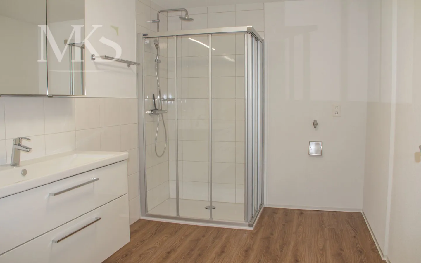 Ampio appartamento di 4,5 locali a Naters (133 m2) - Foto 9 di 14