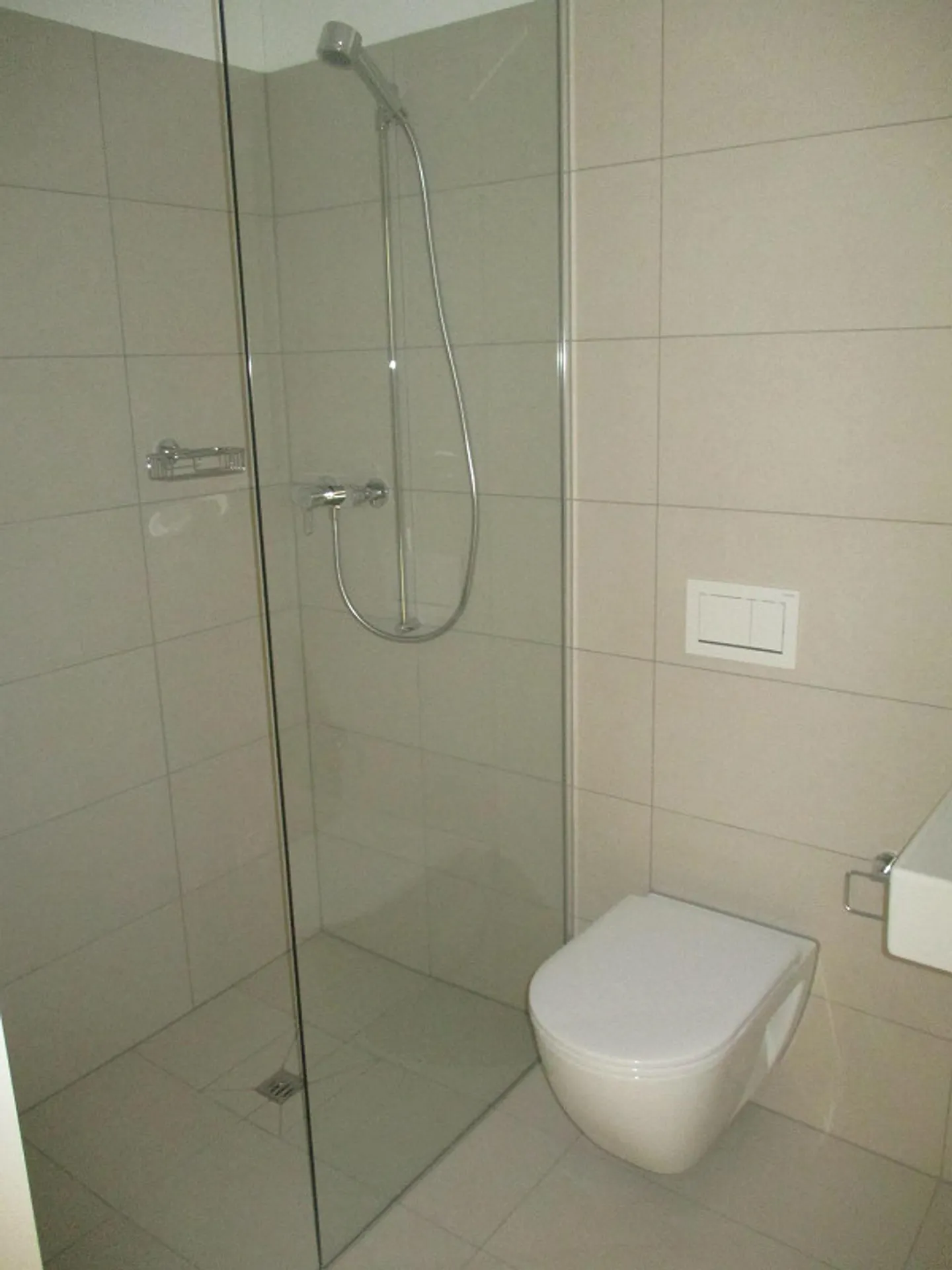 Appartement moderne et lumineux de 1,5 pièce avec vue sur le lac ! - Photo 6 sur 9