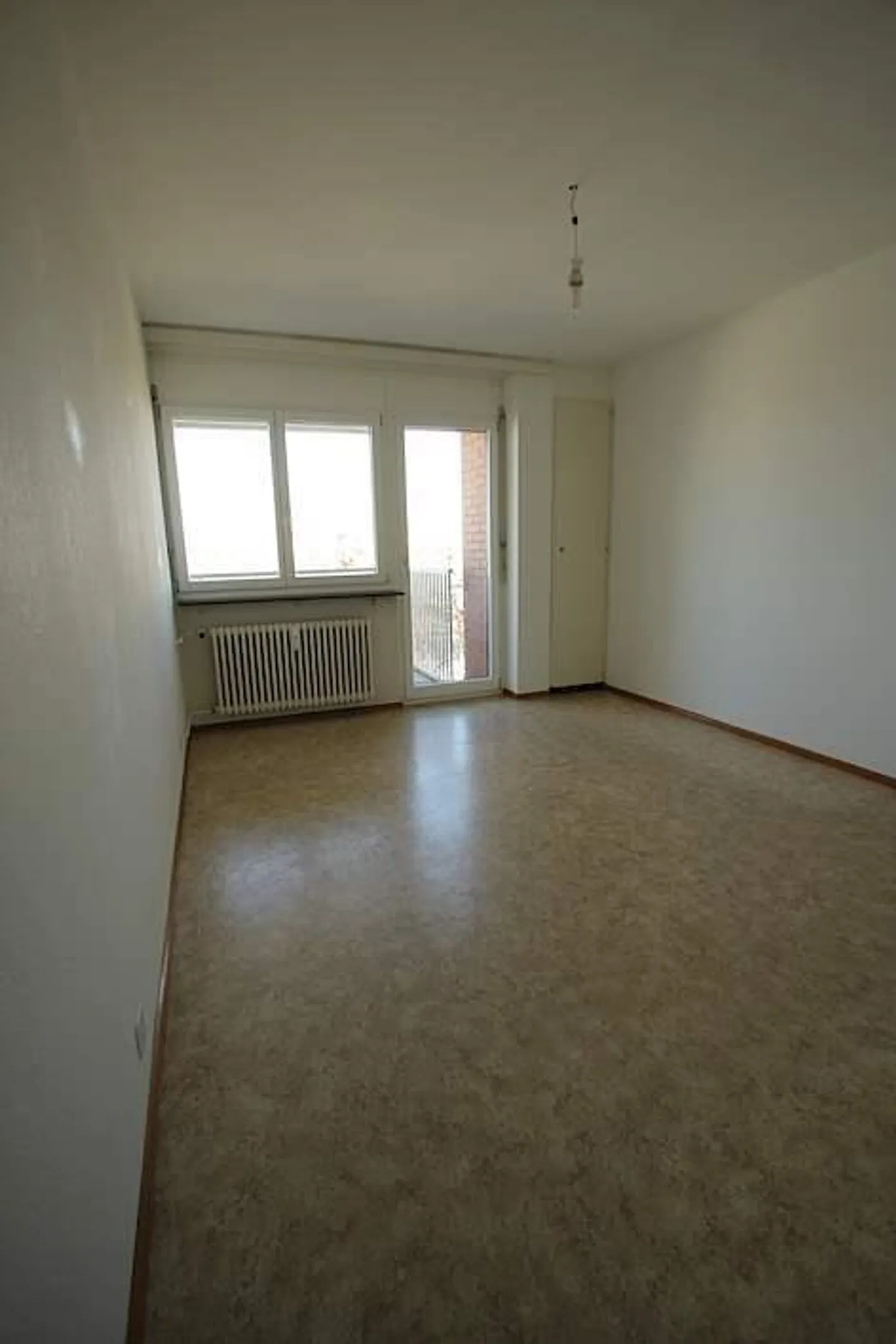 Beautiful 2-room apartment - Photo 6 of 7